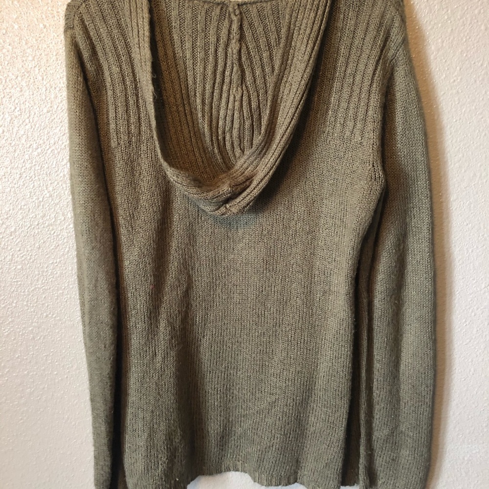 Sweater - Picture 3 of 5